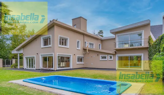 Casa de 4 ambientes en venta en Mar del Plata