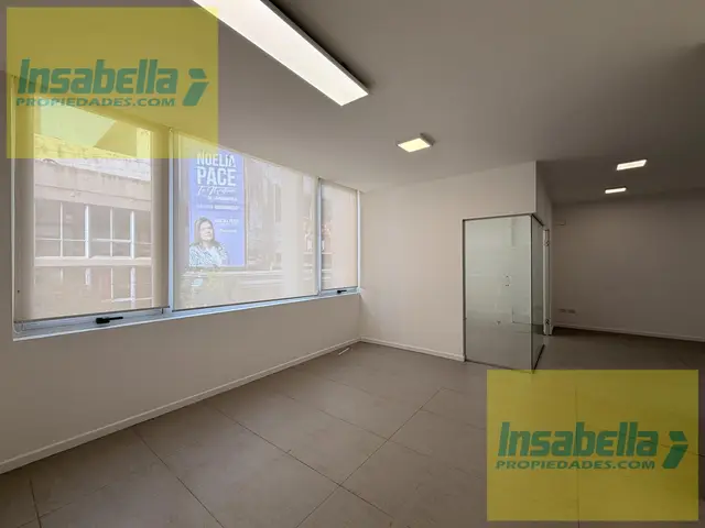 Local de 2 ambientes en alquiler en Centro