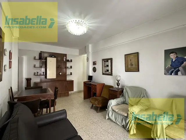 Departamento de 4 ambientes en venta en Centro