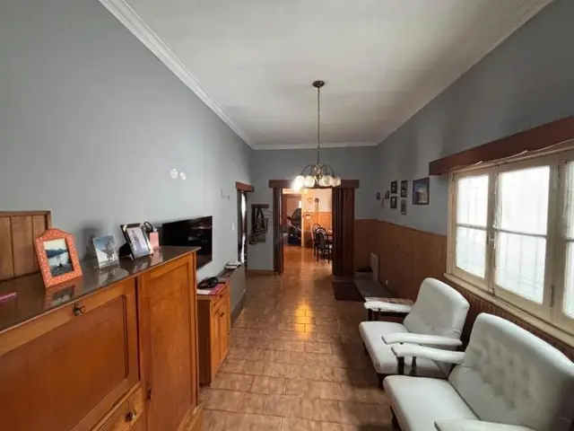 Casa de 4 ambientes en venta en San Juan