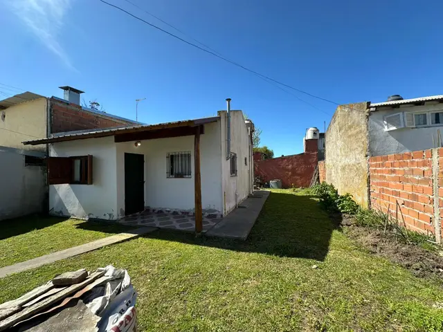 Casa de 1 ambiente en venta en PARQUE CAMET