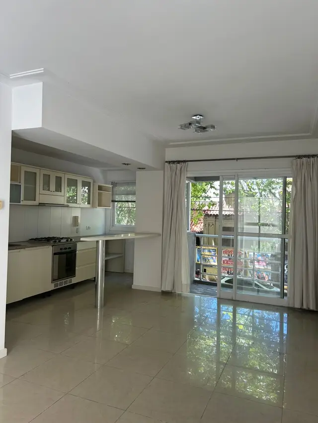 Departamento de 3 ambientes en venta en LA PERLA