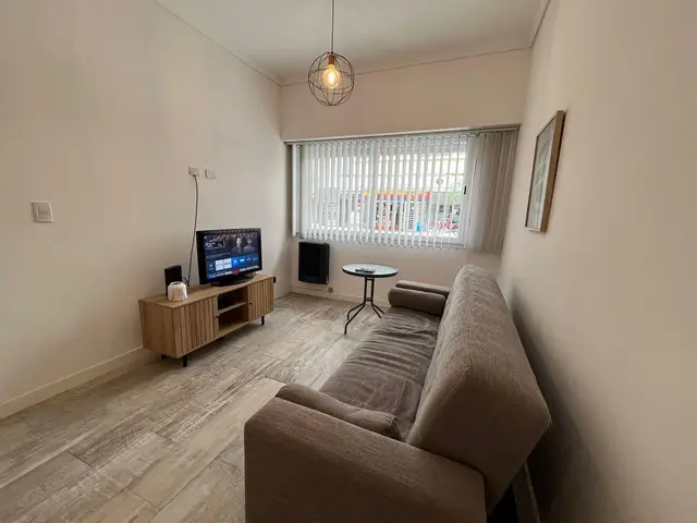 Departamento de 2 ambientes en alquiler temporario en Centro