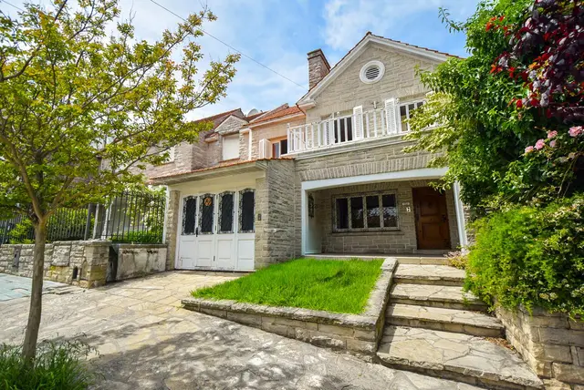 Casa de 5 ambientes en venta en LOMAS DE STELLA MARIS