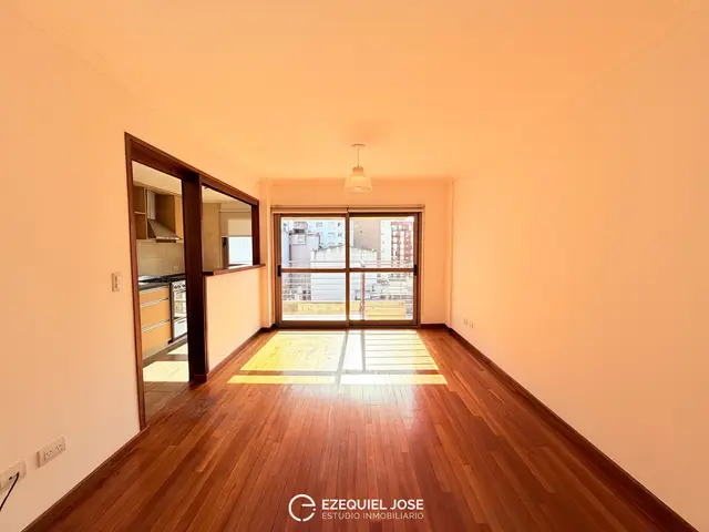Departamento de 2 ambientes en venta en AREA CENTRO