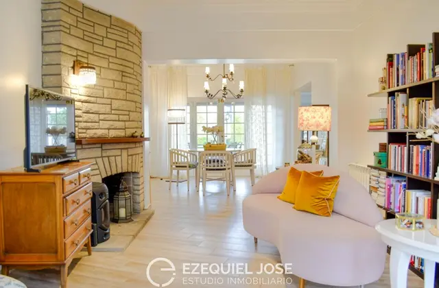 Casa de 3 ambientes en venta en LOS TRONCOS