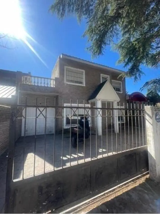 Casa de 5 ambientes en venta en Centro