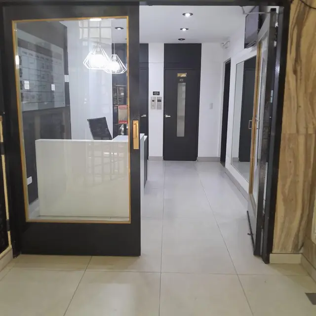 Local de 5 ambientes en venta en Centro