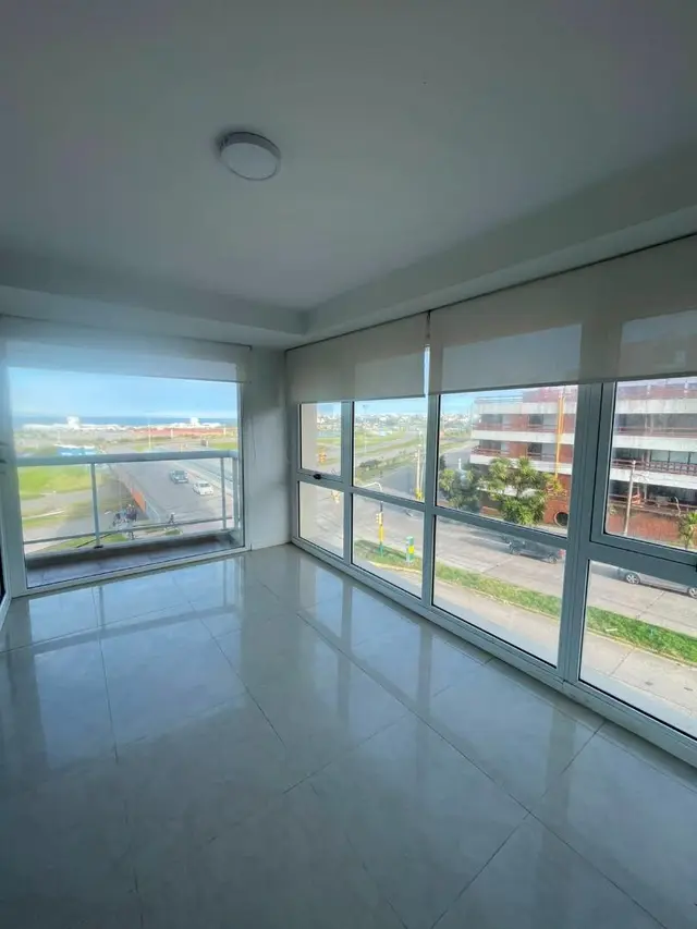 Departamento de 3 ambientes en alquiler en PUNTA MOGOTES