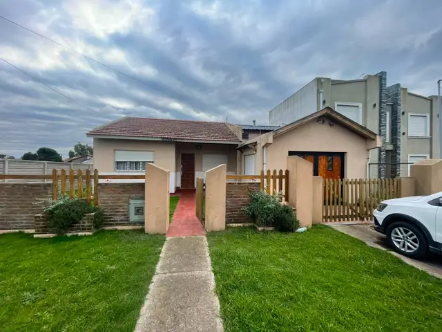 Casa de 3 ambientes en venta en Centro