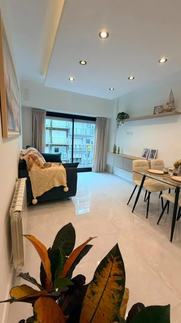 Departamento de 3 ambientes en venta en Área Centro