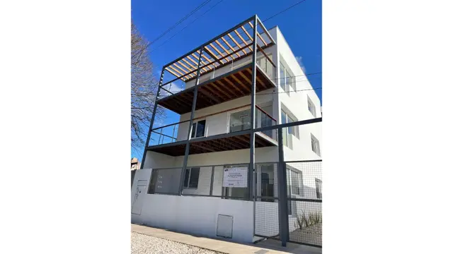 Departamento de 3 ambientes en venta en VILLA LOURDES