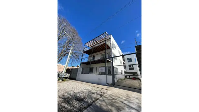 Departamento de 2 ambientes en venta en VILLA LOURDES
