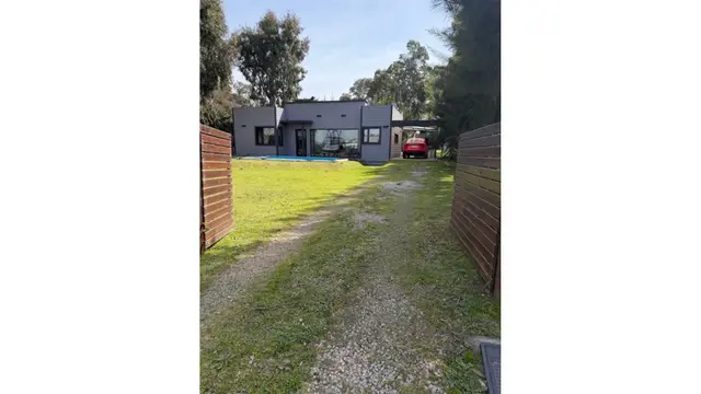 Casa de 3 ambientes en venta en La Aurelia