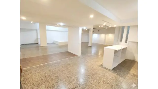 Local en venta en NEWBERY JORGE