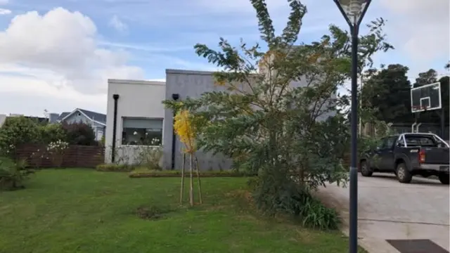 Casa de 5 ambientes en venta en NEWBERY JORGE