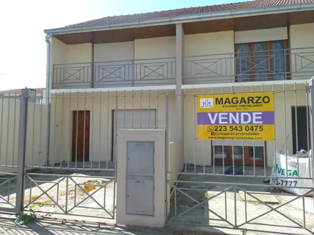 Casa de 3 ambientes en venta en VILLA PRIMERA