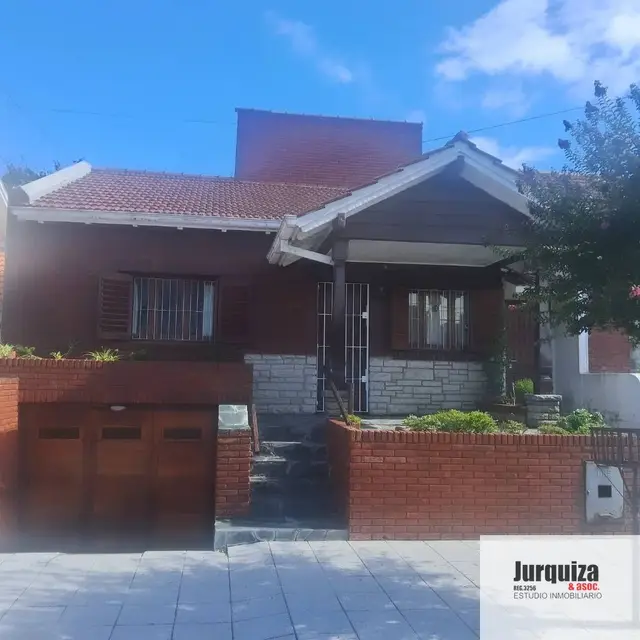 Casa de 4 ambientes en venta en SAN JOSE