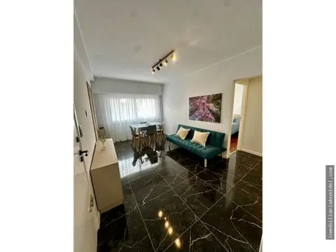 Departamento de 2 ambientes en venta en Centro