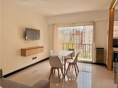 Departamento de 1 ambiente en venta en Área Centro
