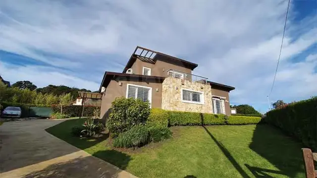 Casa en venta en Sierra de los Padres