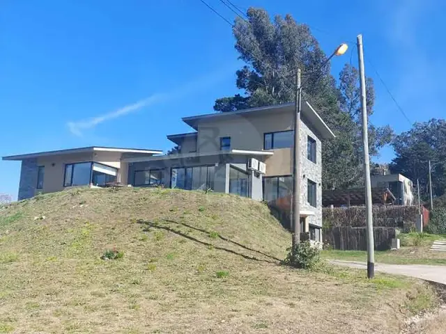 Casa en venta en Sierra de los Padres