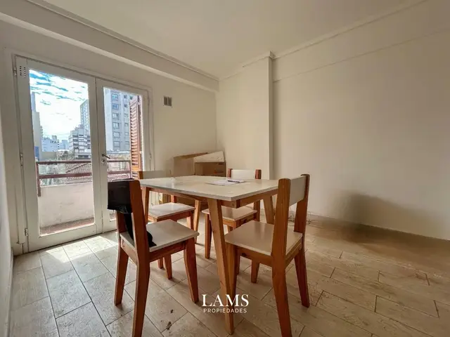 Departamento de 2 ambientes en venta en Centro