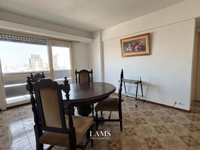Departamento de 2 ambientes en alquiler en Centro
