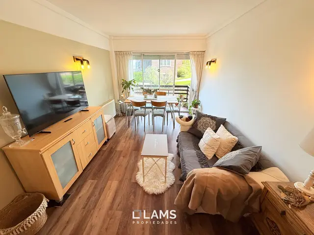 Departamento de 3 ambientes en alquiler temporario en LEANDRO N. ALEM