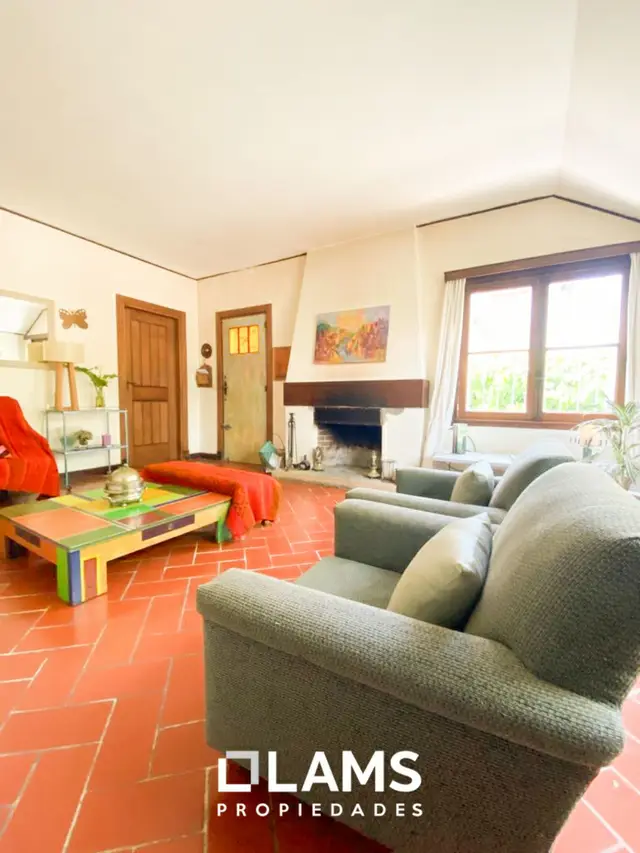 Casa de 4 ambientes en alquiler temporario en Varese