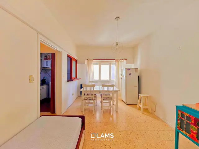 Departamento de 2 ambientes en venta en AREA CENTRO