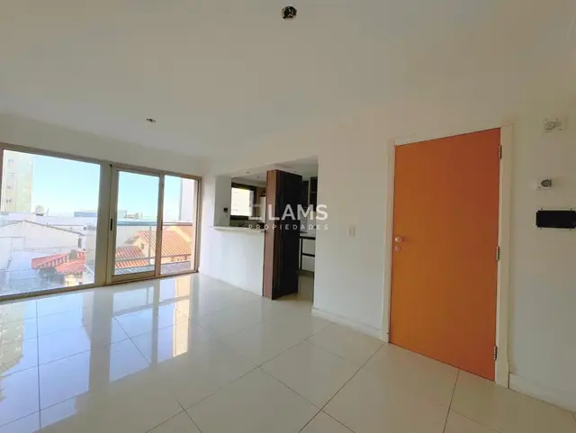 Departamento de 2 ambientes en venta en LA PERLA
