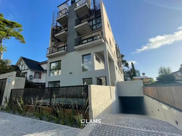Departamento de 3 ambientes en venta en Mar del Plata