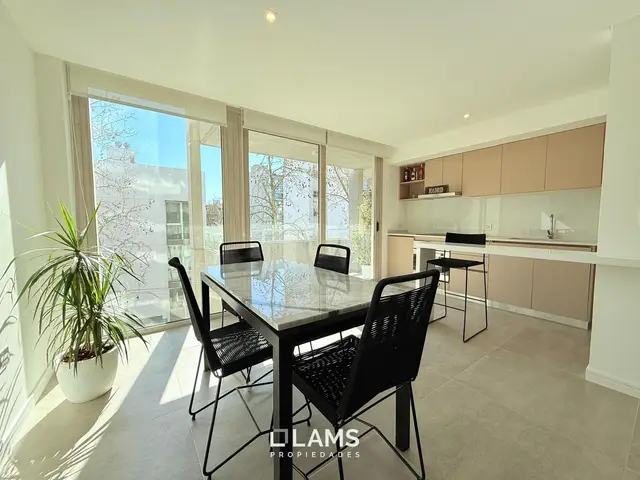 Departamento de 2 ambientes en venta en Centro
