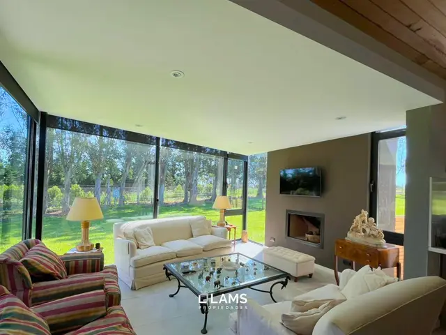 Casa de 4 ambientes en venta en Playa Chapadmalal