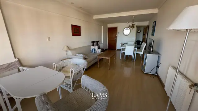 Departamento de 4 ambientes en alquiler en Güemes