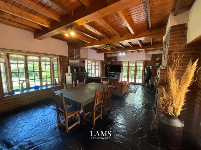 Casa de 5 ambientes en alquiler en Mar del Plata