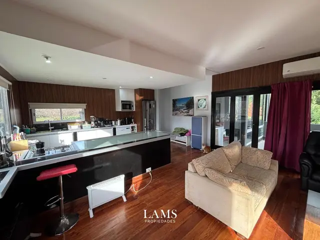 Casa de 3 ambientes en alquiler en Mar del Plata