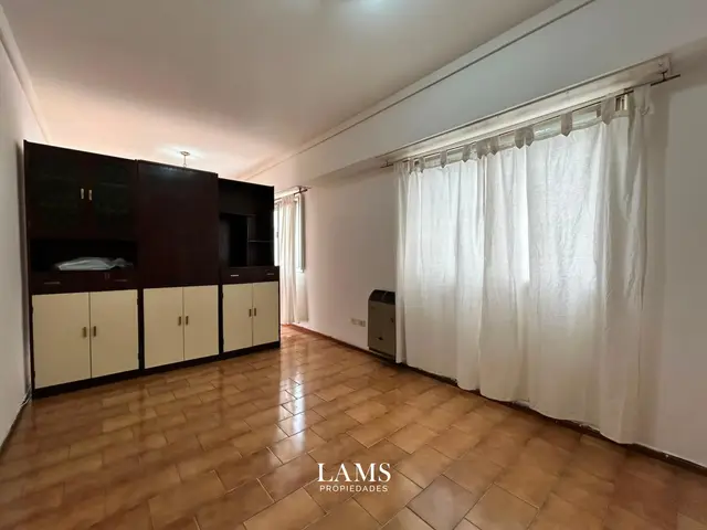 Departamento de 1 ambiente en venta en AREA CENTRO