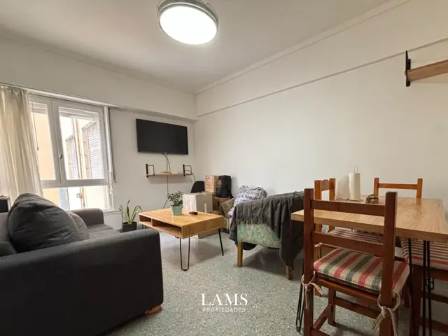 Departamento de 2 ambientes en venta en Centro