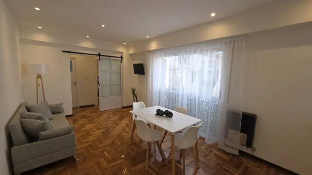 Departamento de 2 ambientes en venta en Área Centro