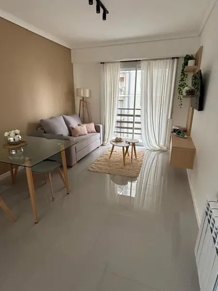 Departamento de 3 ambientes en venta en Área Centro