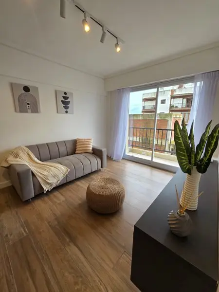 Departamento de 2 ambientes en venta en Área Centro