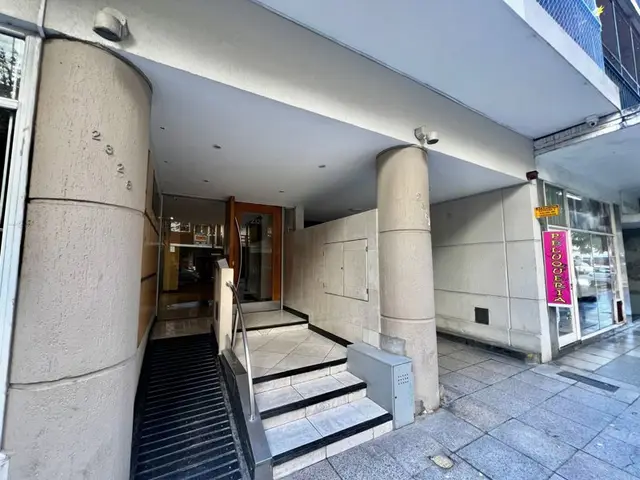 Departamento de 3 ambientes en venta en Área Centro
