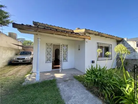 Casa de 2 ambientes en venta en VILLA PRIMERA
