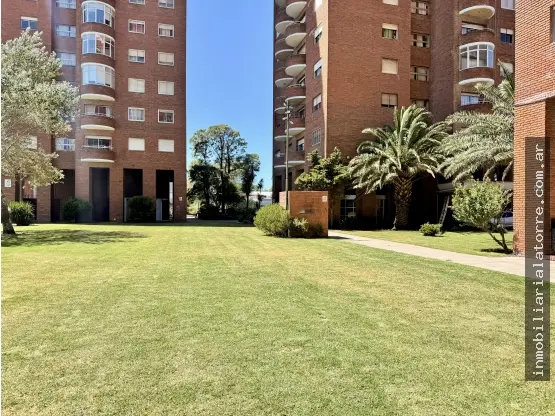 Departamento de 3 ambientes en venta en VILLA PRIMERA