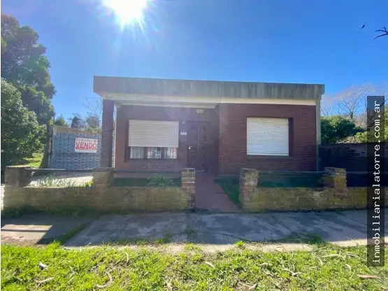 Casa de 3 ambientes en venta en PARQUE CAMET