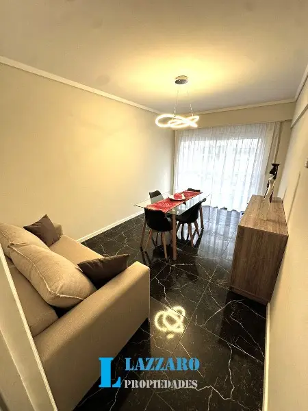 Departamento de 2 ambientes en venta en Centro