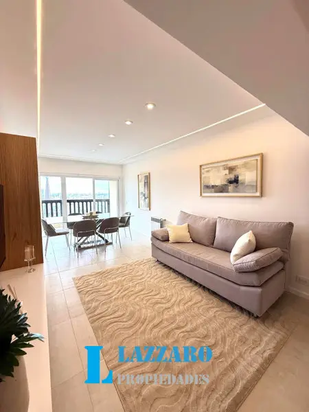 Departamento de 3 ambientes en venta en Centro