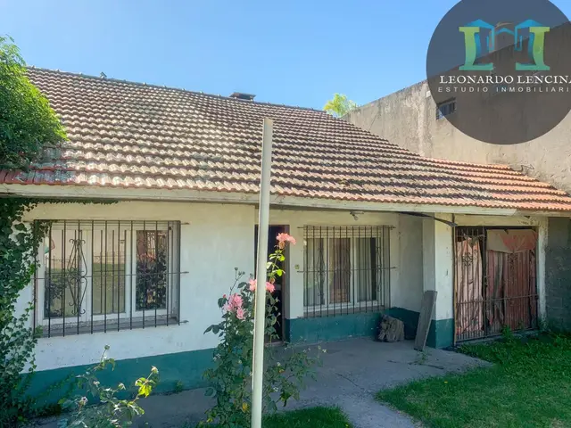 Casa de 3 ambientes en venta en AMEGHINO FLORENTINO